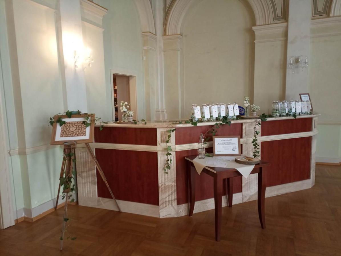 Hotel Memorial Terezin  Bagian luar foto
