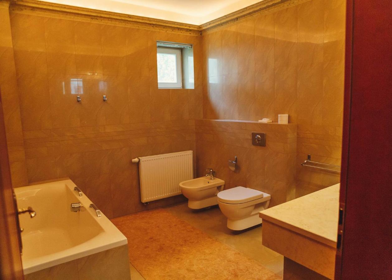 Hotel Memorial Terezin  Bagian luar foto