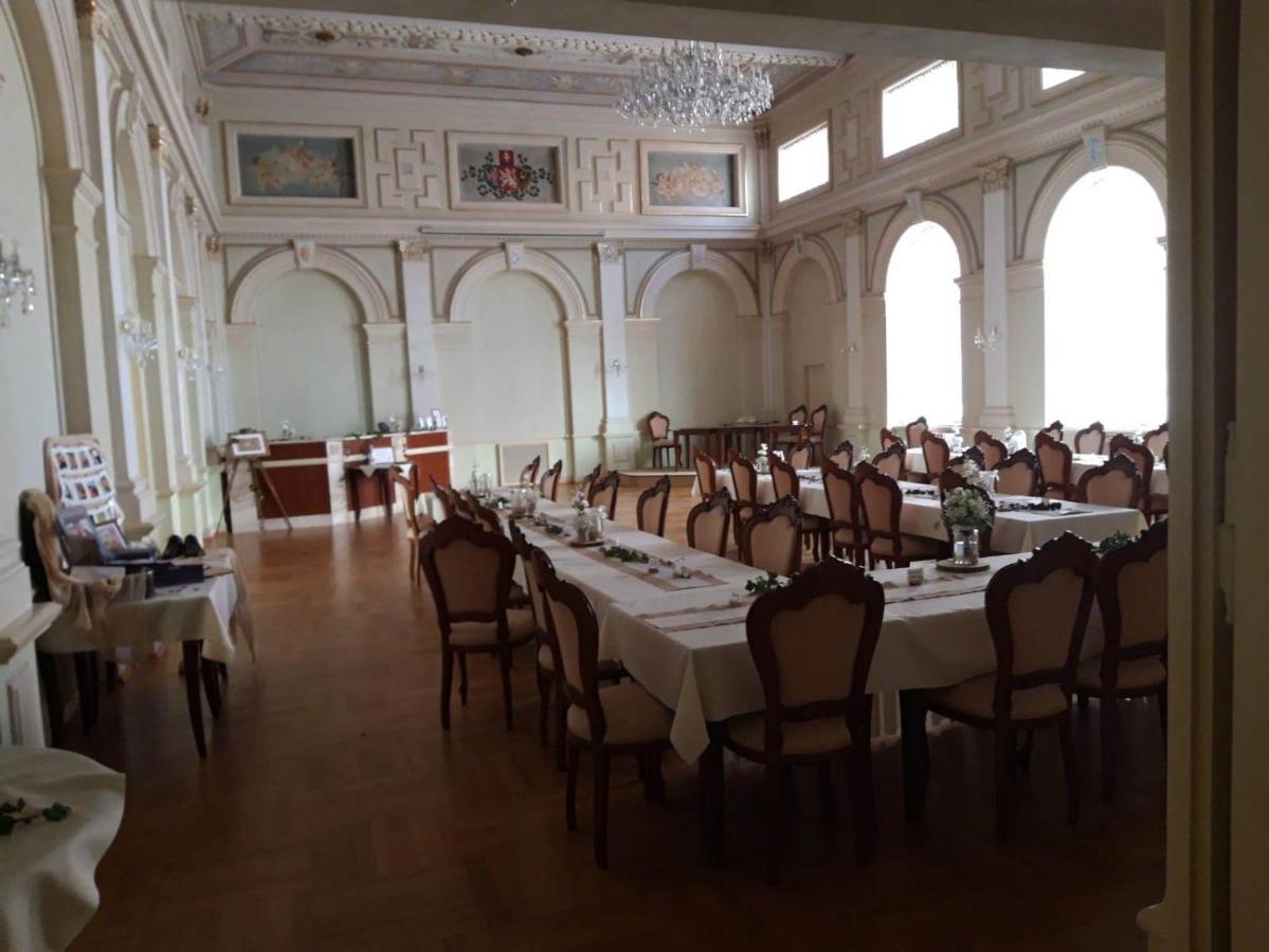 Hotel Memorial Terezin  Bagian luar foto